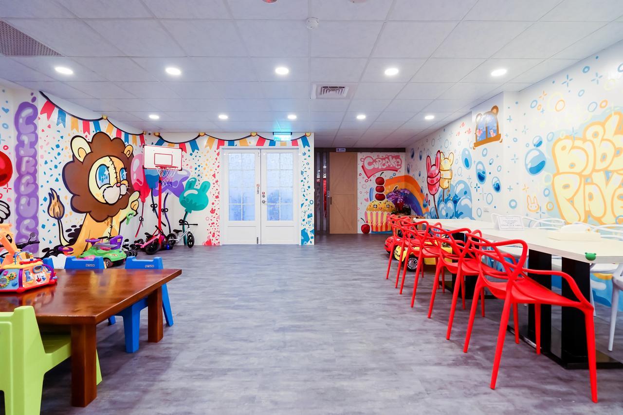 Jiu Tien Do Homestay Тайнан Екстериор снимка